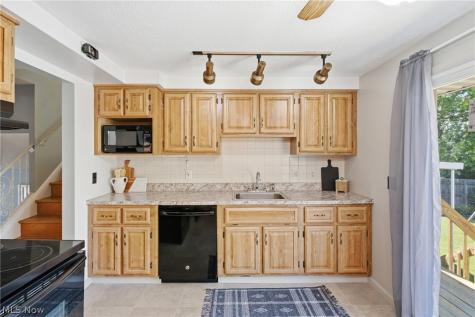 13610 Starlite Drive Brook Park OH 44142