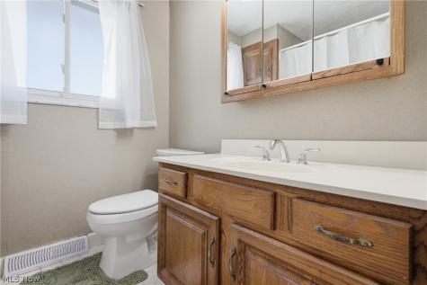 13610 Starlite Drive Brook Park OH 44142