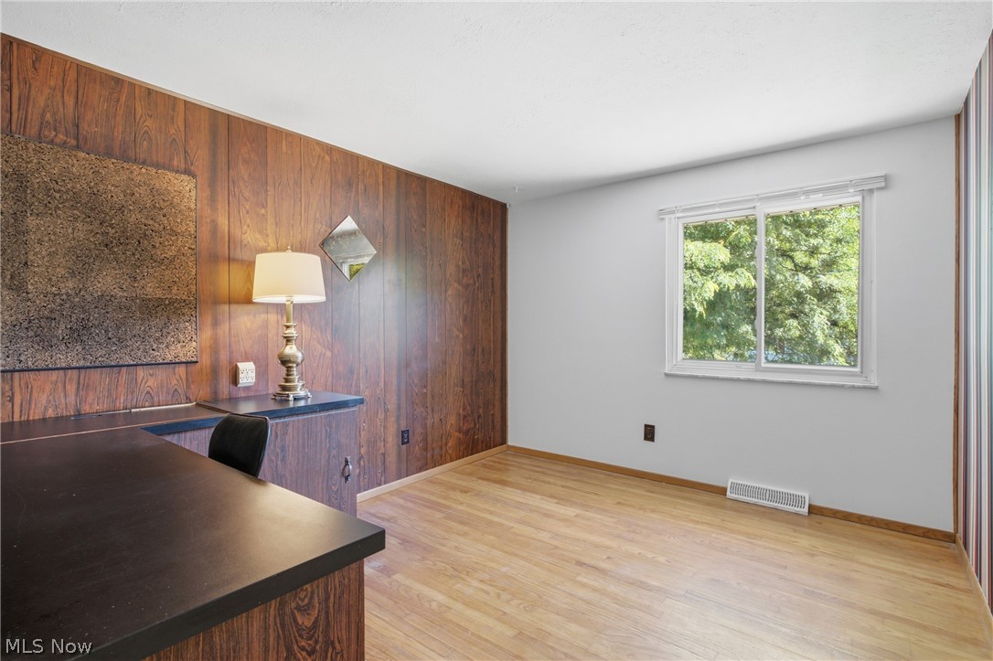 13610 Starlite Drive Brook Park OH 44142