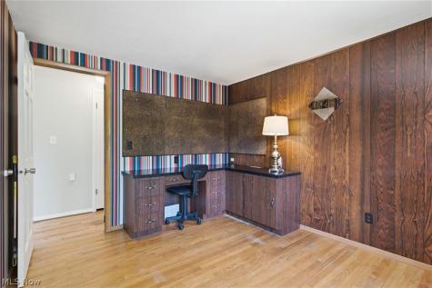 13610 Starlite Drive Brook Park OH 44142