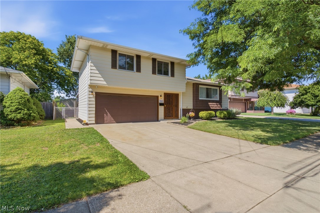 13610 Starlite Drive Brook Park OH 44142