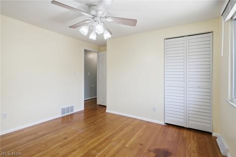 13610 Starlite Drive Brook Park OH 44142