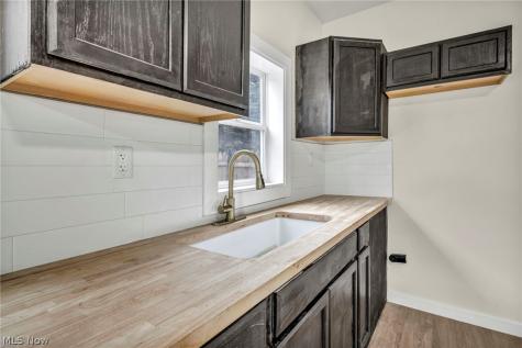 2160 Fulton Road Cleveland OH 44113