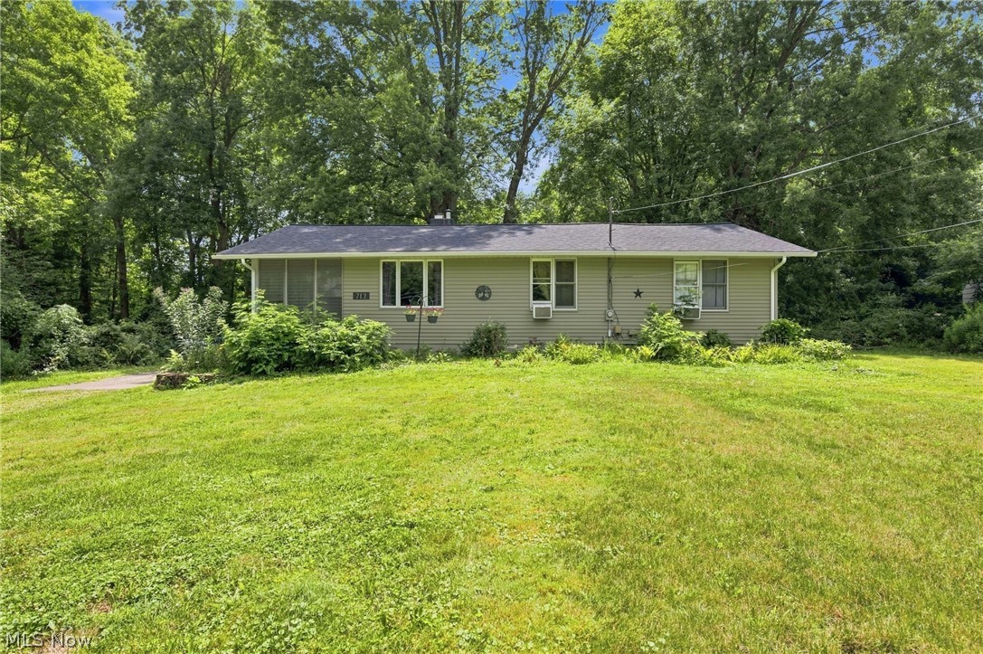 712 Renninger Road New Franklin OH 44319