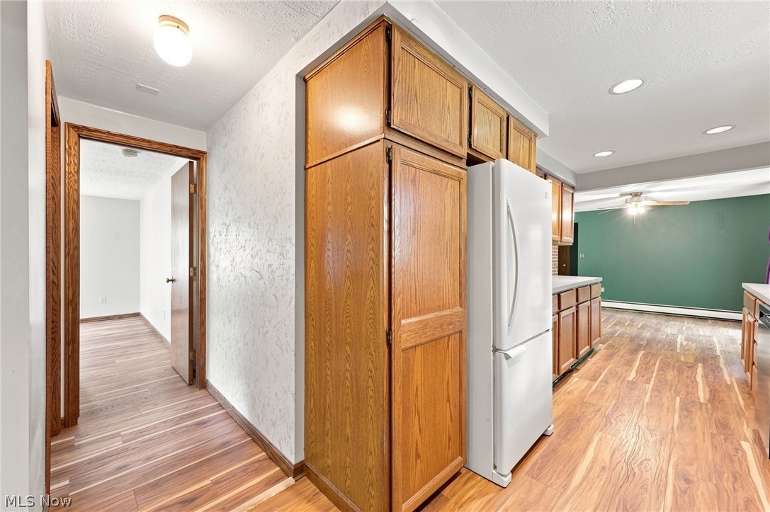 712 Renninger Road New Franklin OH 44319
