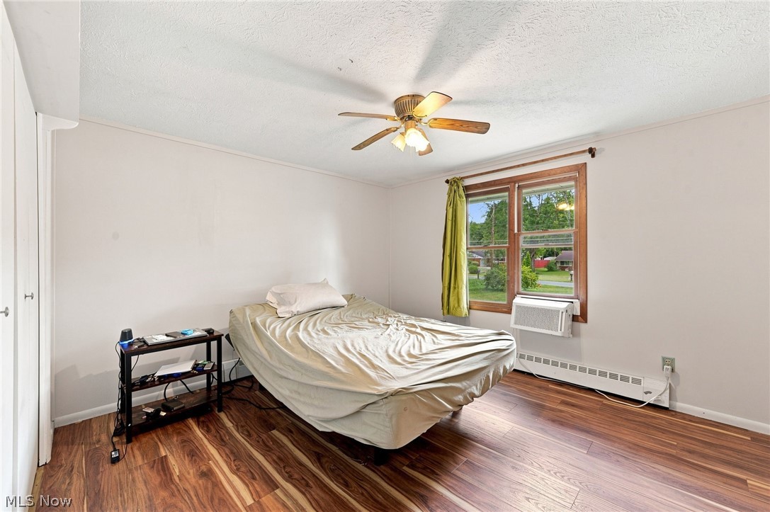 712 Renninger Road New Franklin OH 44319