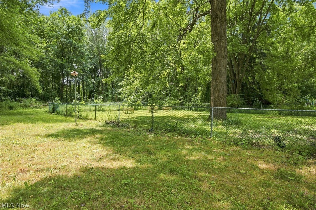 712 Renninger Road New Franklin OH 44319