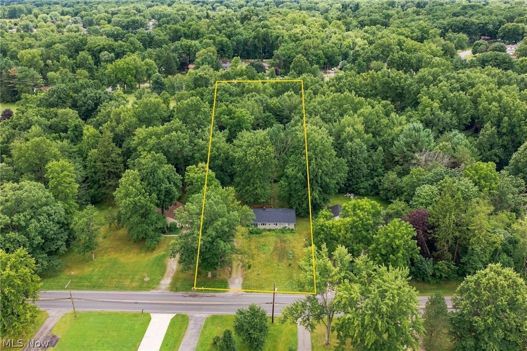 712 Renninger Road New Franklin OH 44319