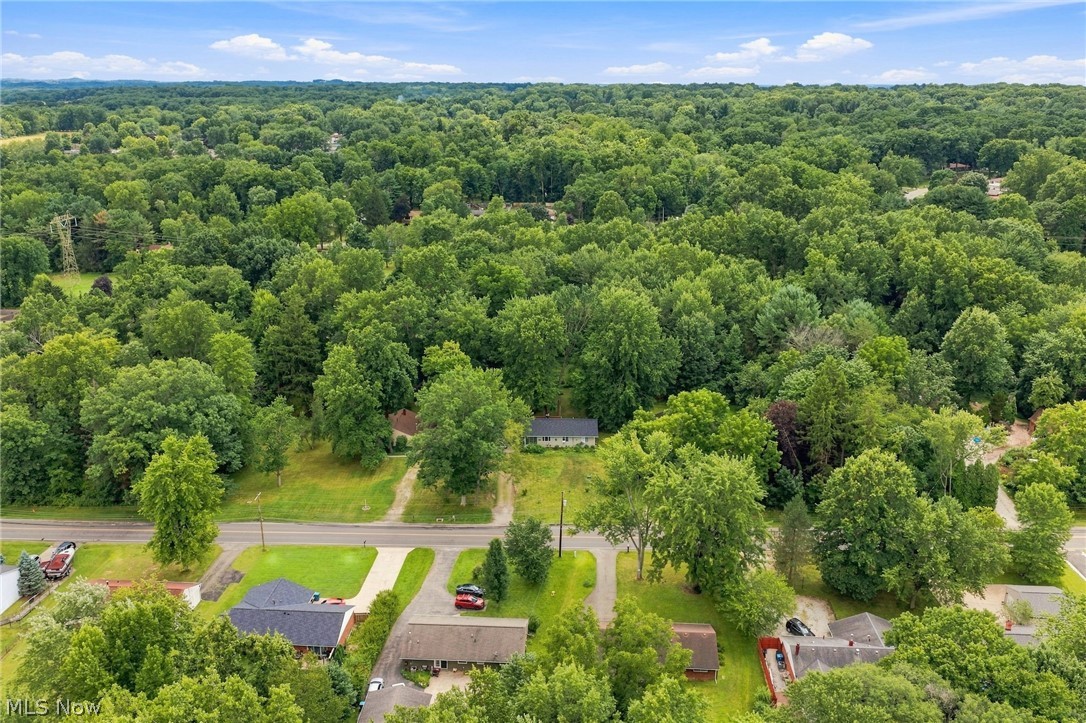 712 Renninger Road New Franklin OH 44319