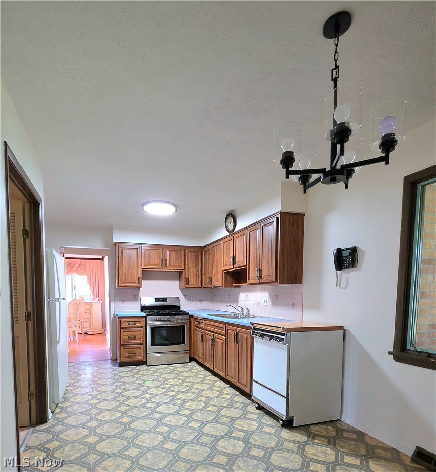 6413 Gale Drive Independence OH 44131