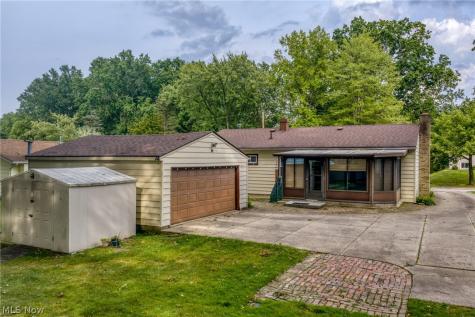 3742 Seneca Street Stow OH 44224