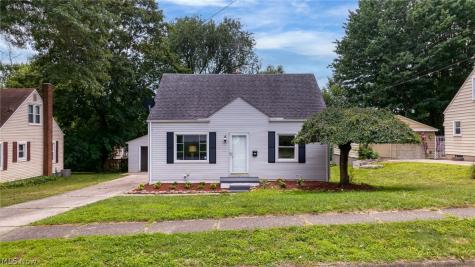 106 E Dresden Avenue Akron OH 44301