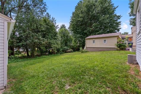 106 E Dresden Avenue Akron OH 44301
