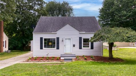 106 E Dresden Avenue Akron OH 44301