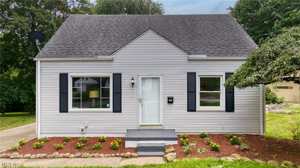 106 E Dresden Avenue Akron OH 44301