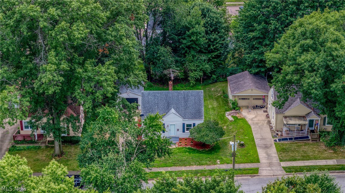 106 E Dresden Avenue Akron OH 44301