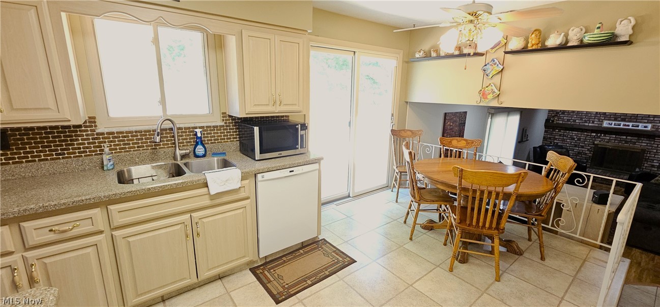 5216 Thoreau Drive Parma OH 44129