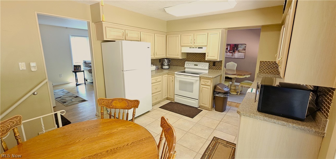 5216 Thoreau Drive Parma OH 44129