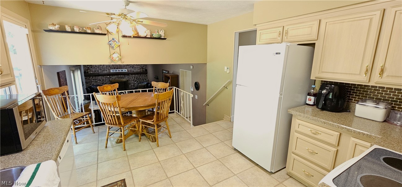 5216 Thoreau Drive Parma OH 44129