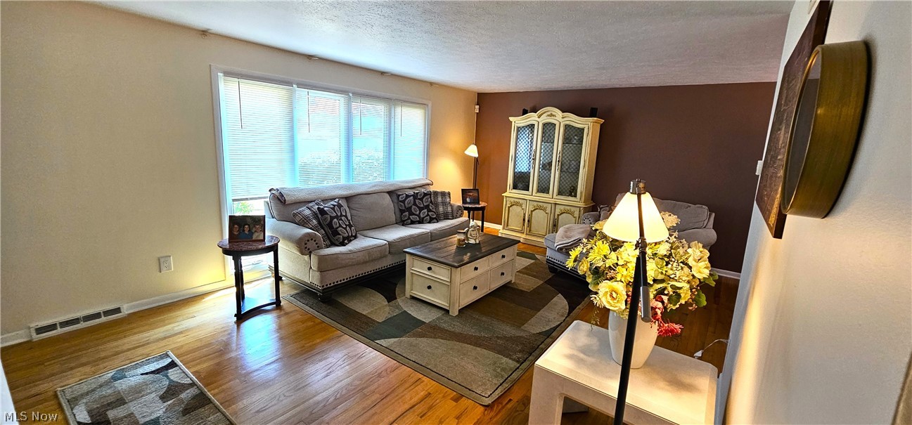 5216 Thoreau Drive Parma OH 44129