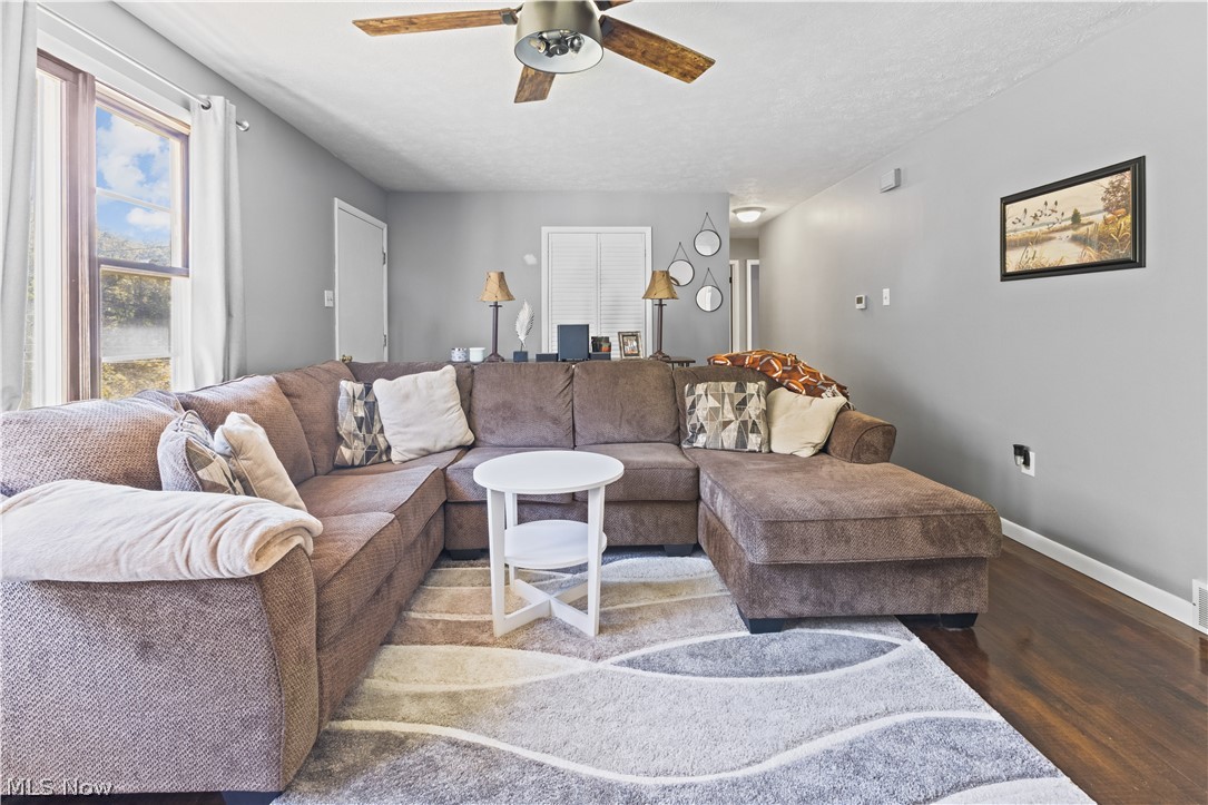 8147 County Road 15 Rayland OH 43943
