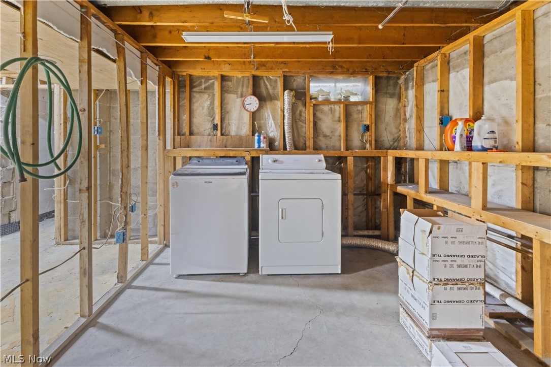 8147 County Road 15 Rayland OH 43943