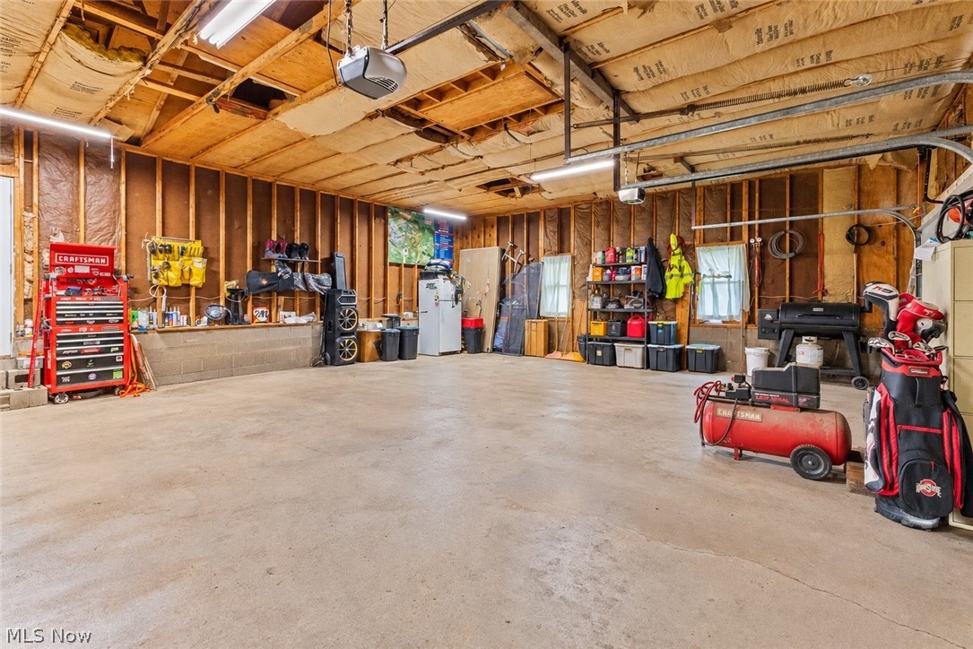 8147 County Road 15 Rayland OH 43943