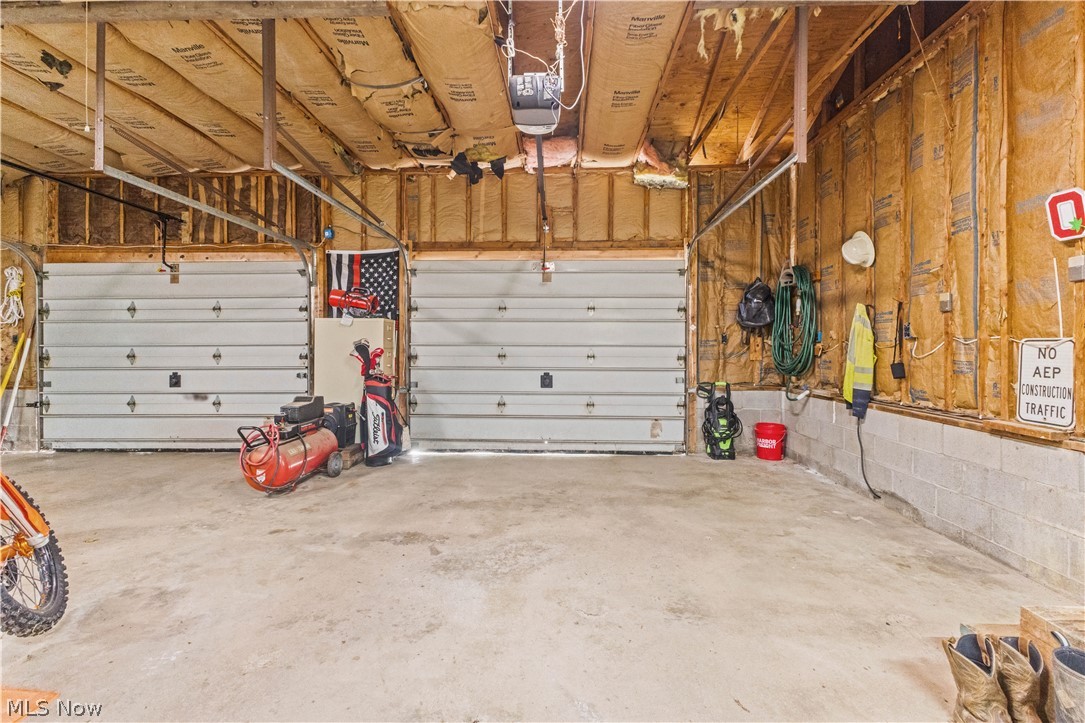 8147 County Road 15 Rayland OH 43943