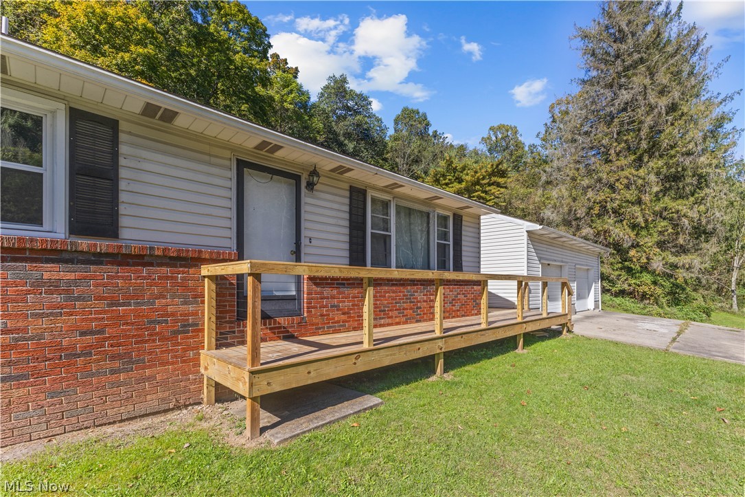 8147 County Road 15 Rayland OH 43943