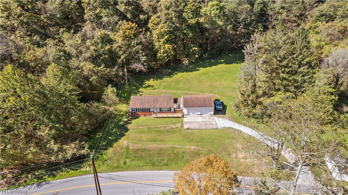 8147 County Road 15 Rayland OH 43943