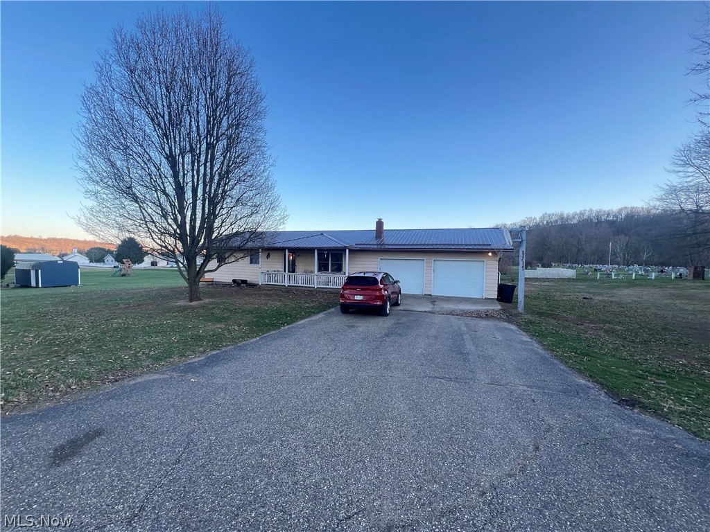 1715 South Street Stockport OH 43787