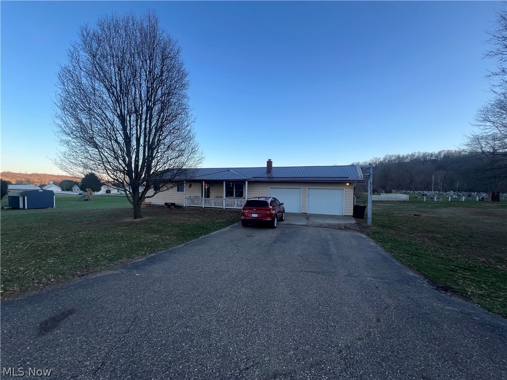 1715 South Street Stockport OH 43787