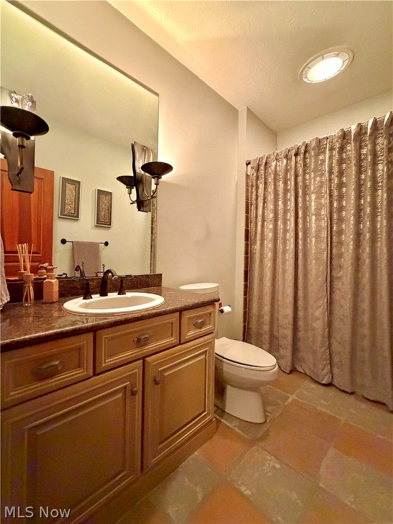 15685 N Ridge Drive Novelty OH 44072