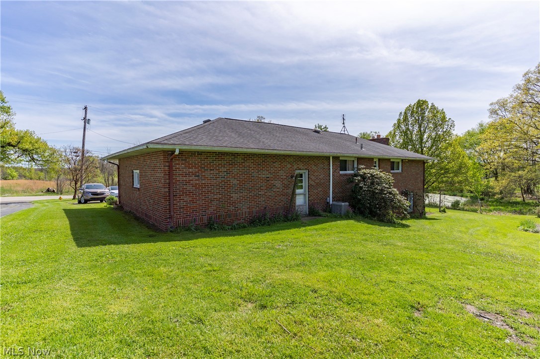 7903 E Liberty Street Hubbard OH 44425