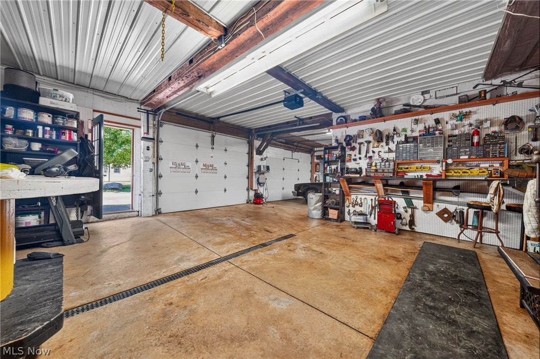 498 Mill Road Conneaut OH 44030