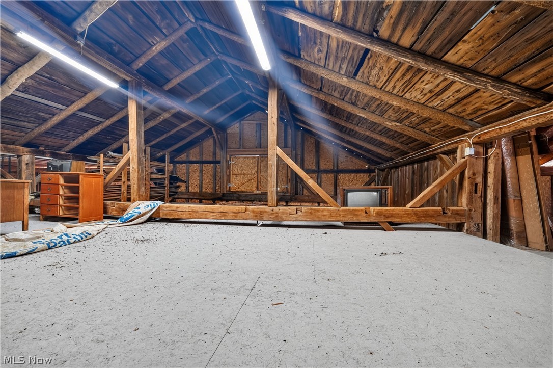 498 Mill Road Conneaut OH 44030