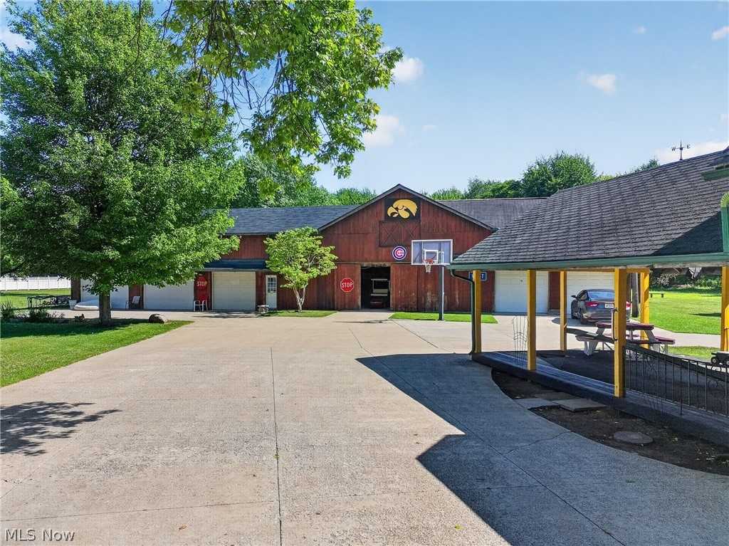 498 Mill Road Conneaut OH 44030