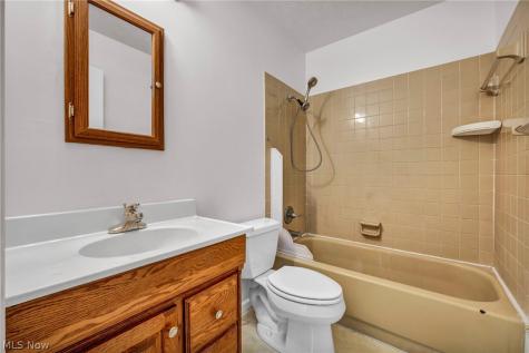 4795 Fishcreek Road Stow OH 44224