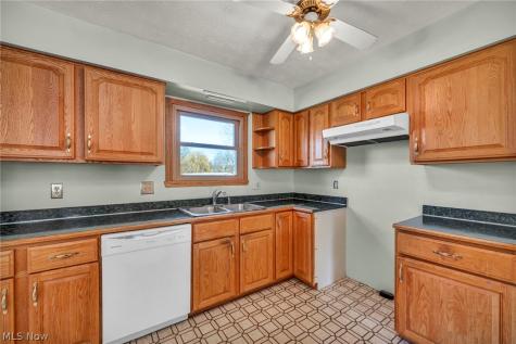 4795 Fishcreek Road Stow OH 44224
