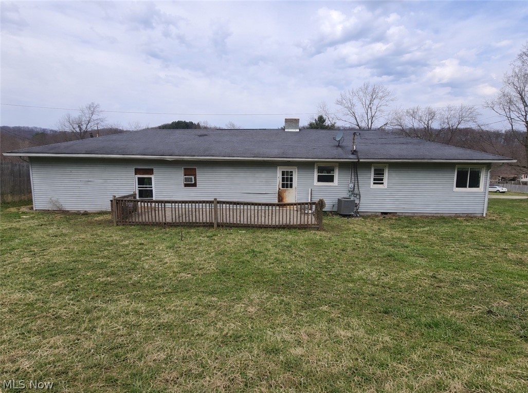 6869 Wardell Hollow Road SE Uhrichsville OH 44683