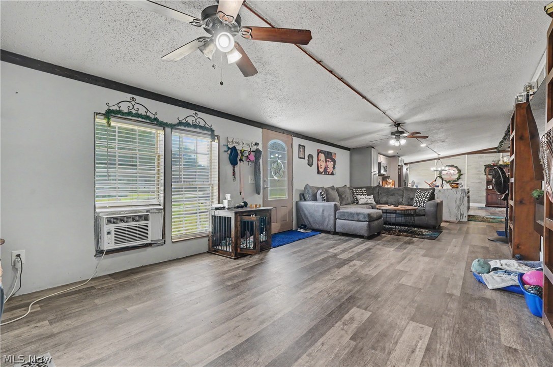 17366 Wick Avenue Lake Milton OH 44429