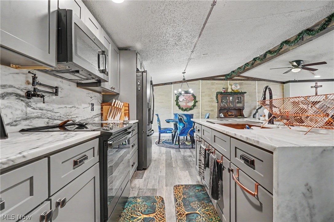 17366 Wick Avenue Lake Milton OH 44429