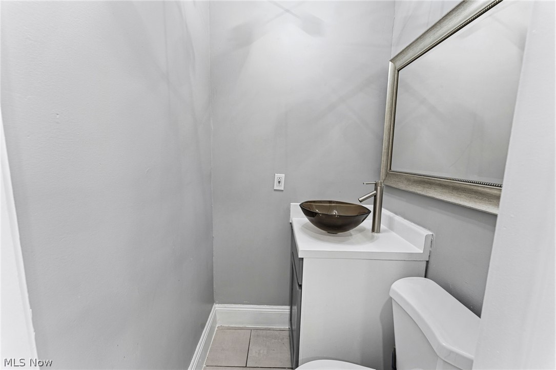 2081 West Boulevard Cleveland OH 44102