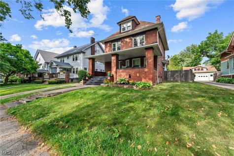 2081 West Boulevard Cleveland OH 44102