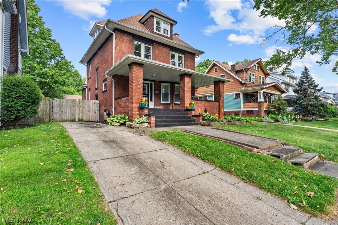 2081 West Boulevard Cleveland OH 44102