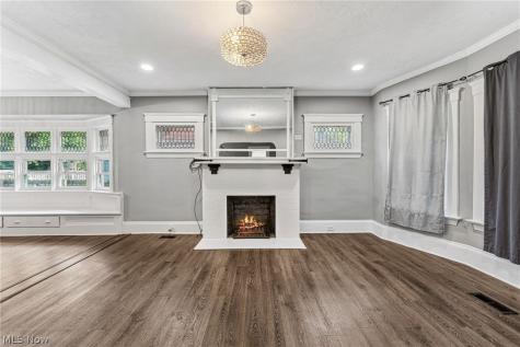 2081 West Boulevard Cleveland OH 44102