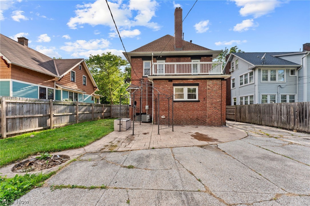 2081 West Boulevard Cleveland OH 44102
