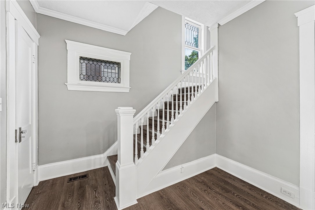 2081 West Boulevard Cleveland OH 44102