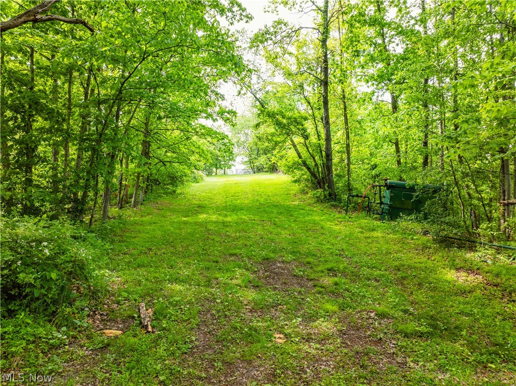 7759 Edie Hill Road SE Uhrichsville OH 44683