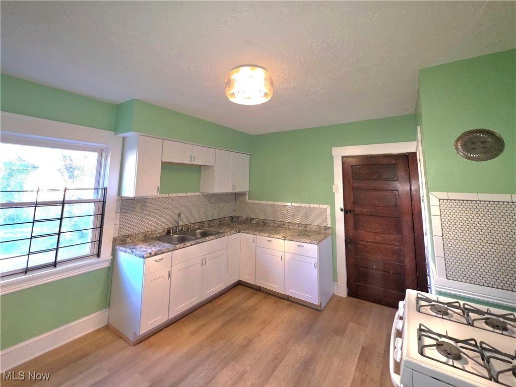 9112 Parmelee Avenue Cleveland OH 44108